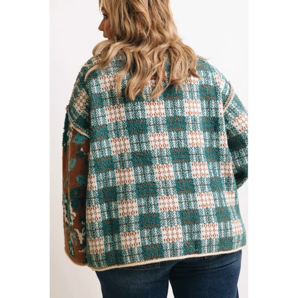 POL Choco Blue Floral Plaid Berber Fleece Button Down Cardigan - Picture 9 of 16